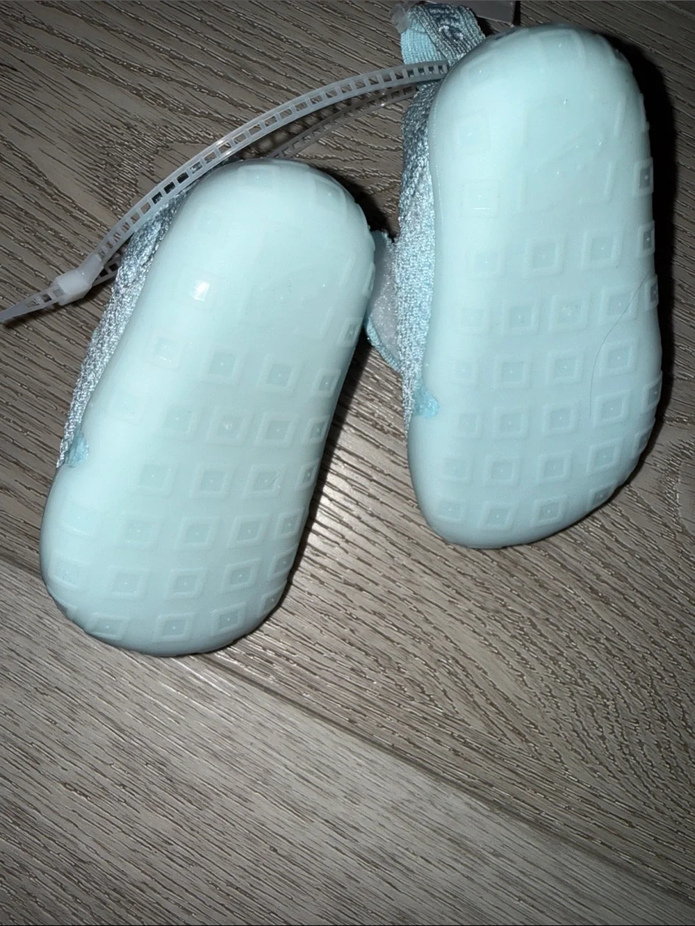 NEW Nike Swoosh 1, Size 3, Glacier Knit Slip-On Shoes